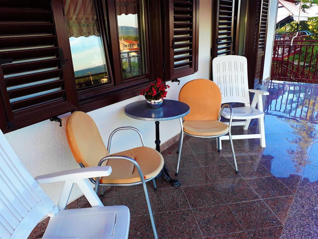 Apartment Eda Лабин Екстериор снимка